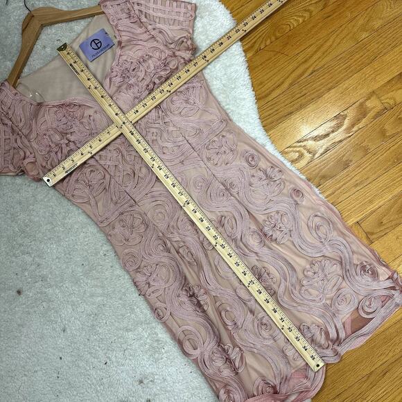 JS Collections Pink Soutache Embroider Sheath Dress 8 M Medium - Picture 9 of 10